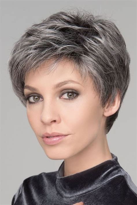 coupe ultra courte femme cheveux gris|Coupe courte pour cheveux gris : les plus belles idées。